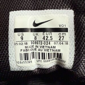 Nike Black Sneakers